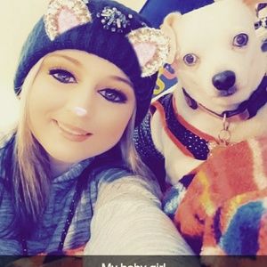 Meet your Posher, Kayla